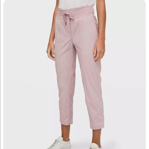 lululemon athletica Pants - Lululemon Dance Studio Crop 25” Pant
